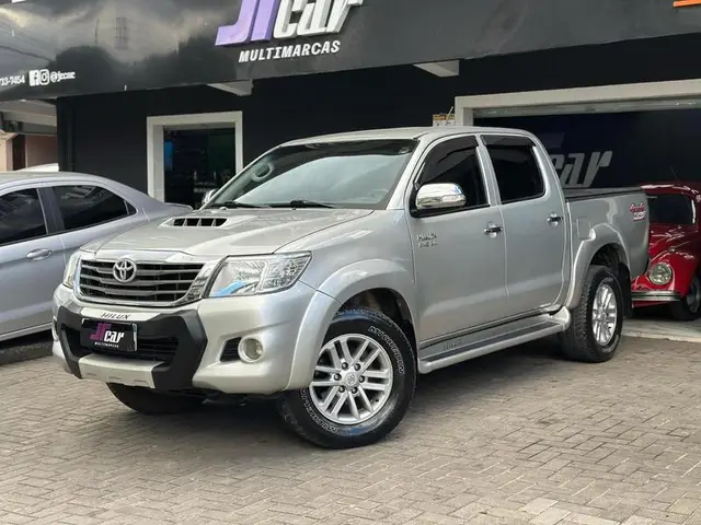 Carro Toyota Hilux Cabine Dupla 2013 Hilux 3.0 TDI 4x4 CD SRV