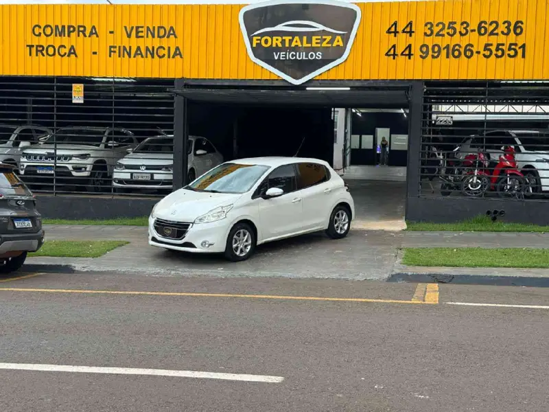 Peugeot 208 Active Pack 1.6 16V (Flex) (Aut)