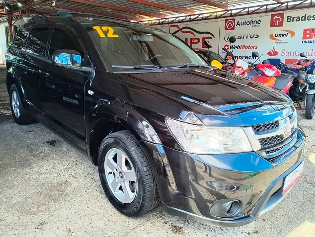 Carro Fiat Freemont 2012 2.4 16V Emotion (Aut)