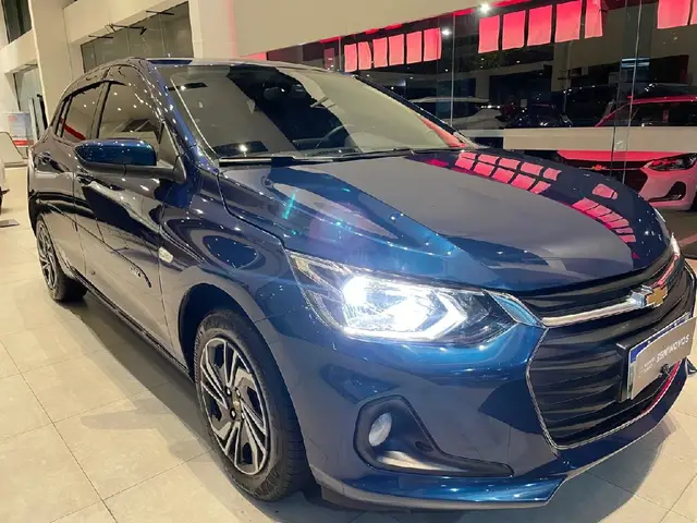 Carro Chevrolet Onix 2025 LT 1.0
