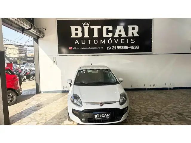 Carro Fiat Punto 2017 Attractive 1.4 (Flex)