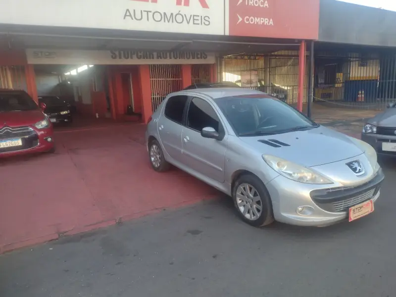 Peugeot 207 Hatch XS 1.6 16V (flex) (aut)