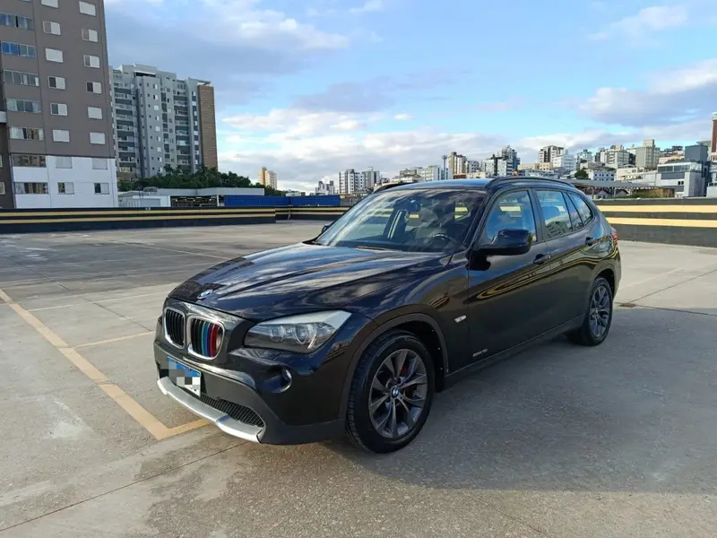 BMW X1 2.0 16V sDrive18i