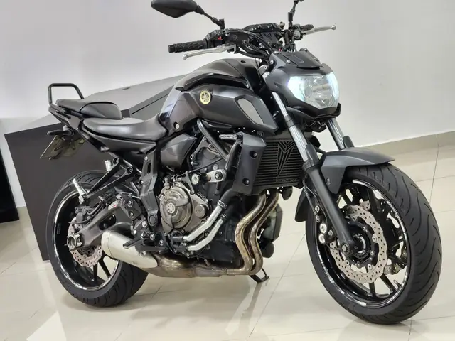 Carro Yamaha MT-07 2020 ABS