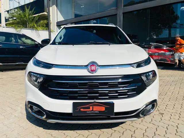 Carro Fiat Toro 2018 Volcano 2.0 diesel AT9 4x4