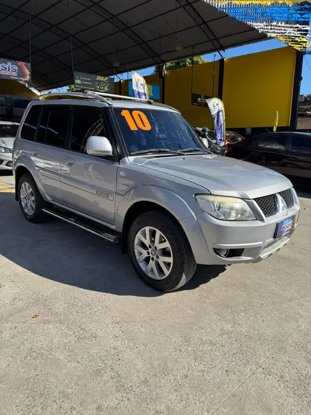 Carro Mitsubishi Pajero TR4 2010 2.0 16V 4x4 (flex) (aut)