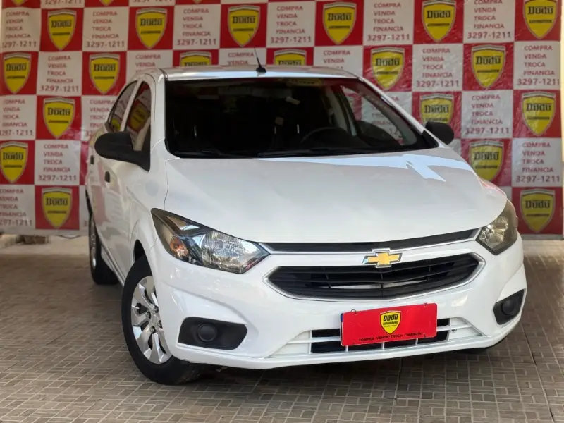 Chevrolet Onix Plus JOY Plus 1.0 8V 4p Flex Mec.