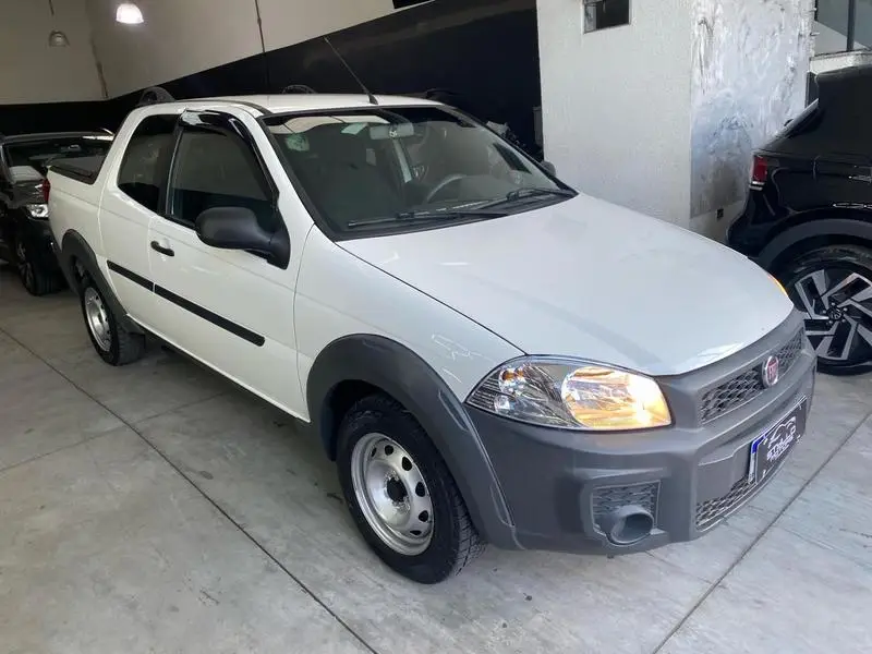 Fiat Strada Working 1.4 (Flex) (Cabine Dupla)