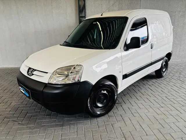 Carro Peugeot Partner 2017 Furgão 1.6 16V (Flex)