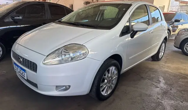 Carro Fiat Punto 2012 Essence 1.6 16V (Flex)