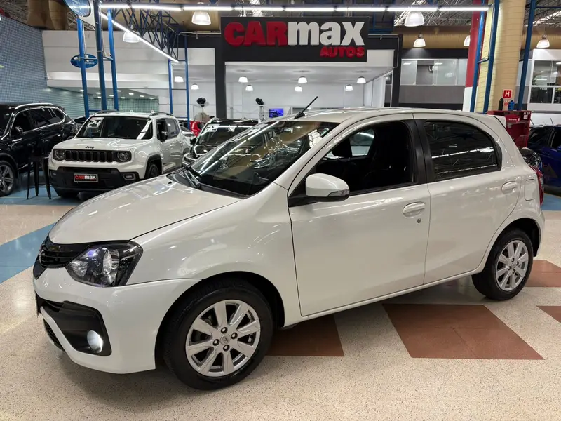 Toyota Etios X Plus 1.5 (Aut) (Flex)