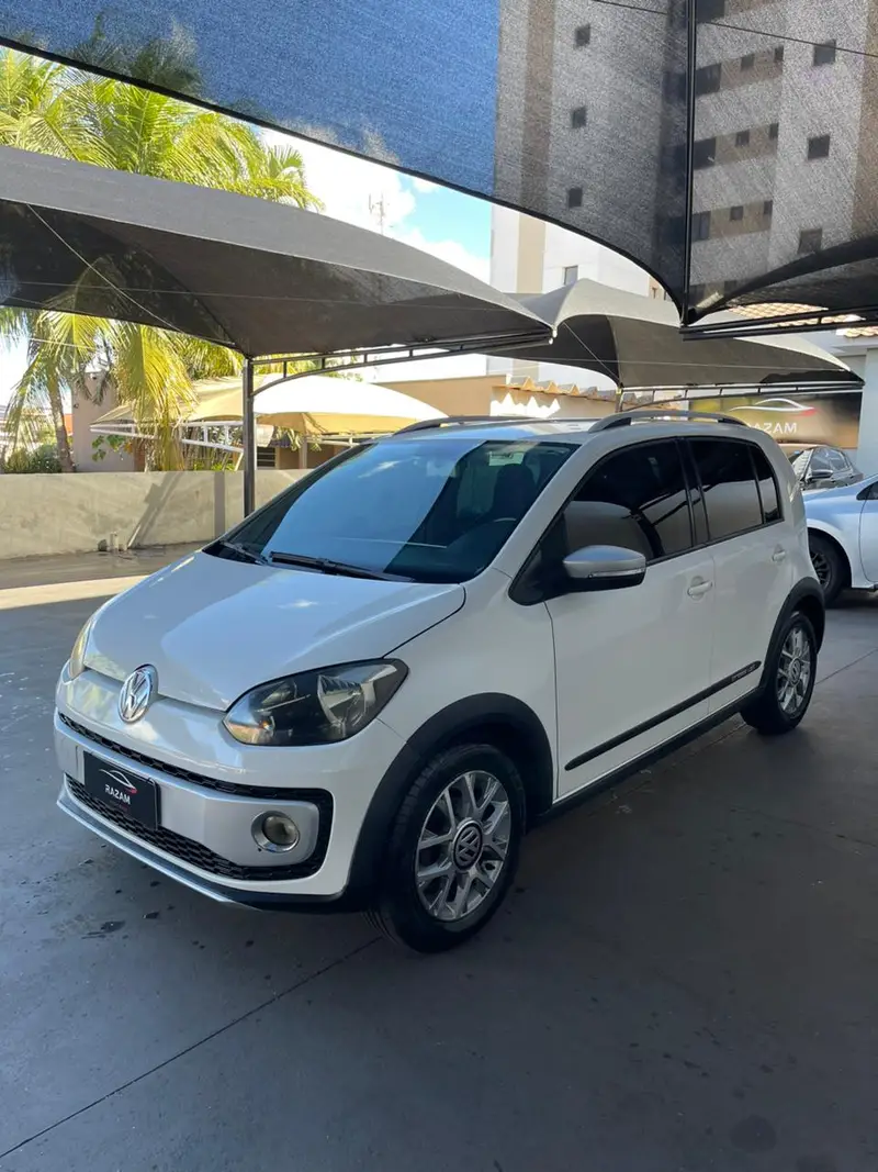 Volkswagen Up! 1.0 12v E-Flex cross up!