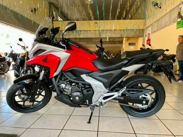 Carro Honda NC 750X 2022 DCT