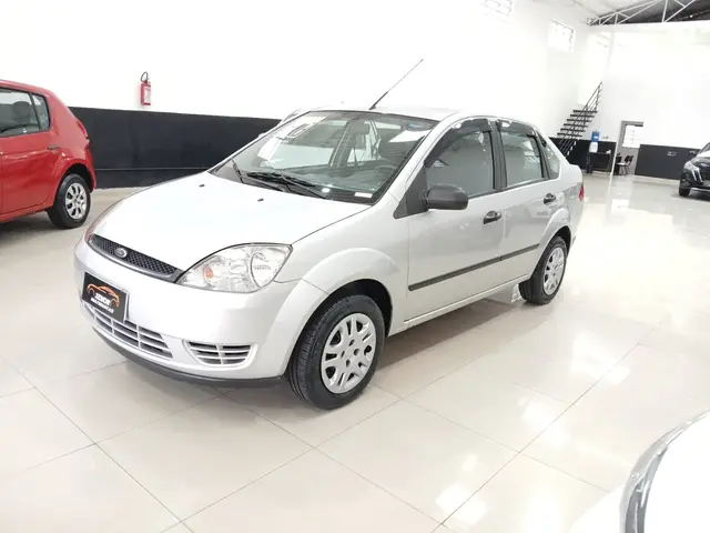 Carro Ford Fiesta Sedan 2007 1.6 (Flex)