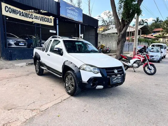 Carro Fiat Strada 2012 Adventure 1.8 16V (Flex) (Cabine Estendida)