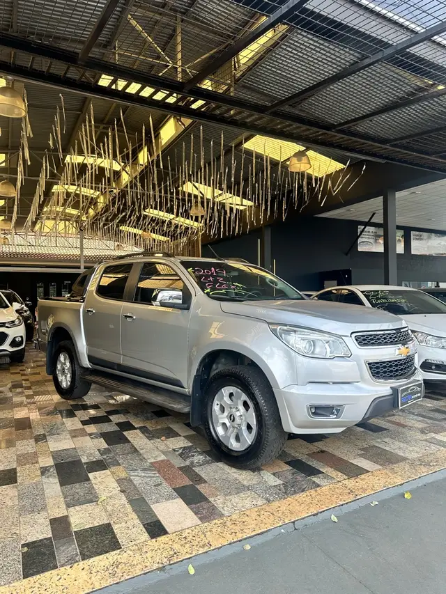 Carro Chevrolet S10 Cabine Dupla 2014 S10 LTZ 2.4 4x2 (Cab Dupla) (Flex)