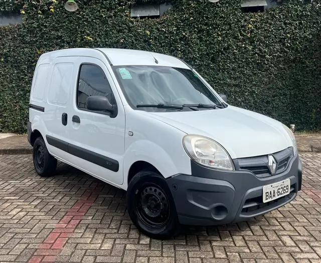 Carro Renault Kangoo Express 2016 1.6 16V Com Porta Lateral (Flex)