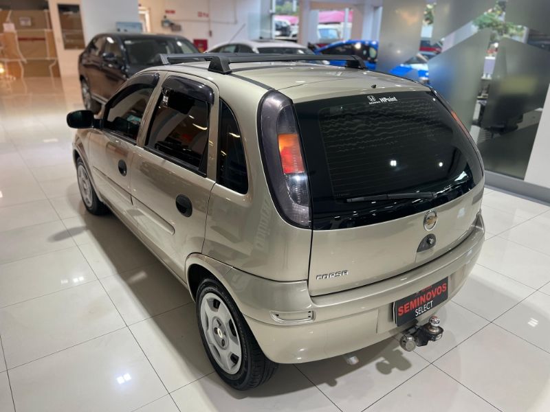 Corsa Hatch Maxx 1.4 (Flex)