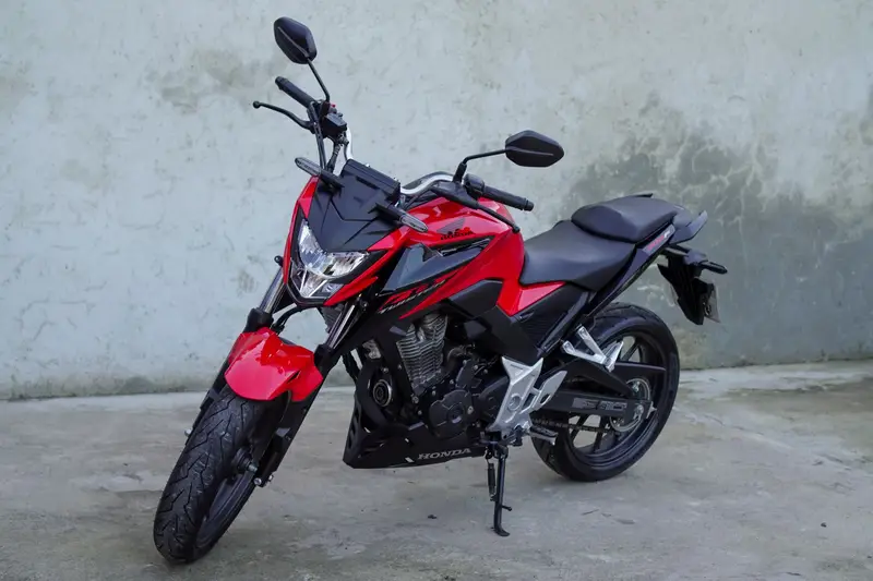 Honda CB 300F Twister (CBS)