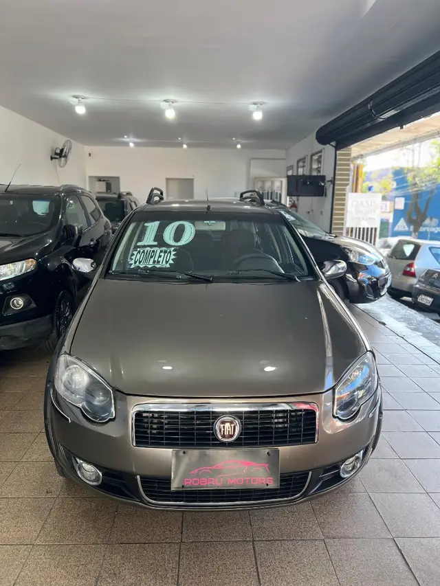 Carro Fiat Palio Weekend 2010 Trekking 1.8 8V (Flex)