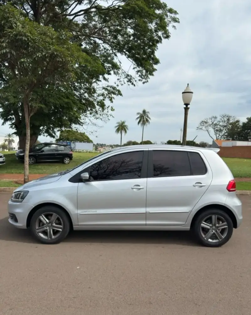Volkswagen Fox 1.6 MSI Comfortline I-Motion (Flex)