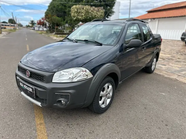 Carro Fiat Strada 2015 Working 1.4 (Flex) (Cabine Dupla)