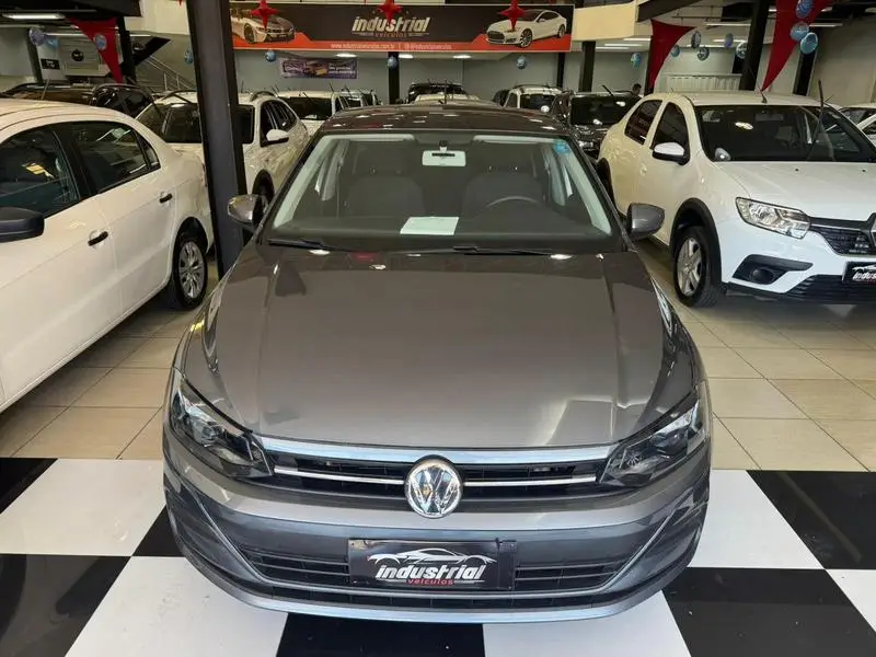 Volkswagen Virtus 1.6 MSI 16V (Flex)