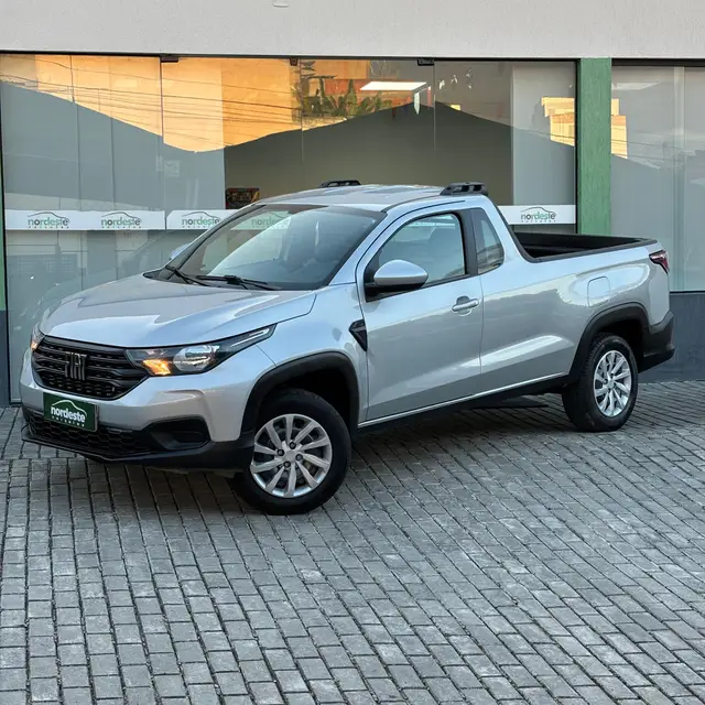 Carro Fiat Strada 2024 Endurance 1.3 Flex 8V CS