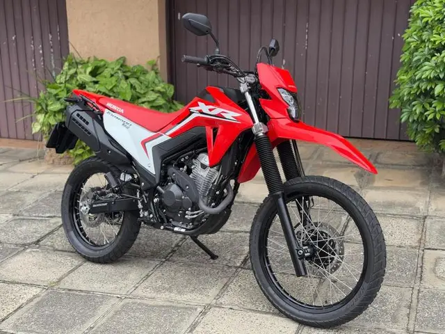 Moto Honda XR 300L 2025 Tornado