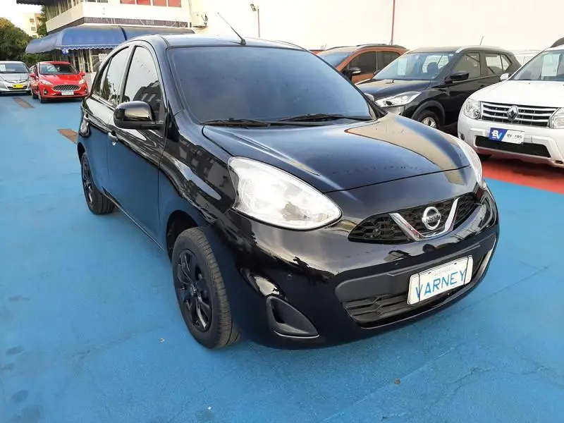 Nissan March 1.0 12V S (Flex)