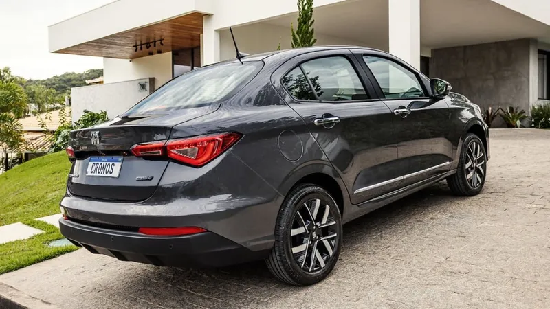 7 sedans compactos com maior porta-malas em 2025