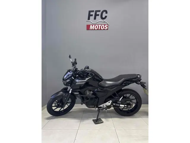 Carro Yamaha Fazer FZ15 2023 ABS