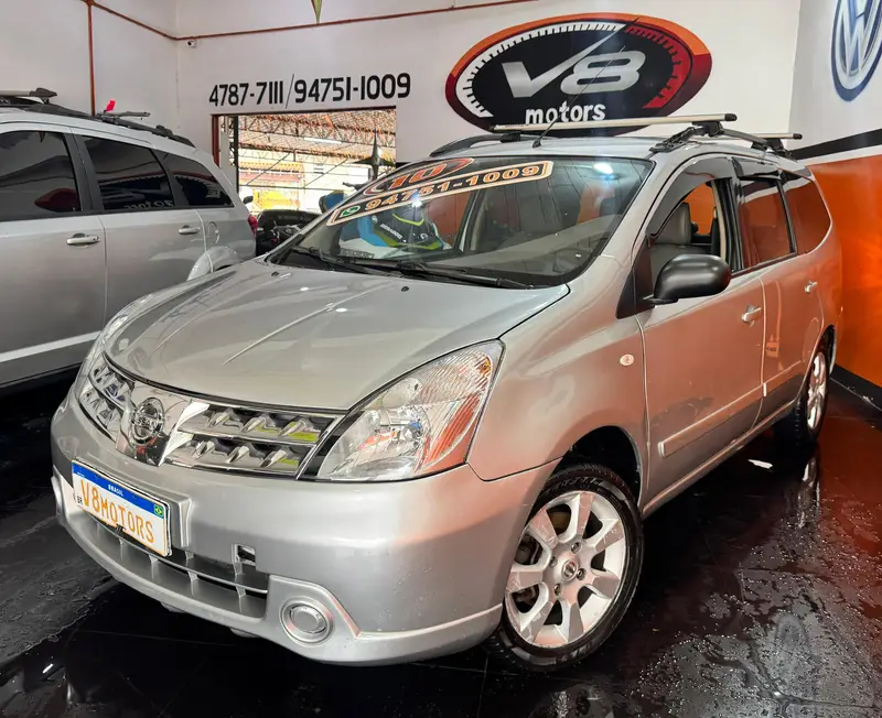 Nissan Grand Livina SL 1.8 16V (flex)
