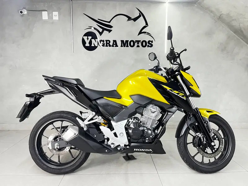 Honda CB 300F Twister (ABS)