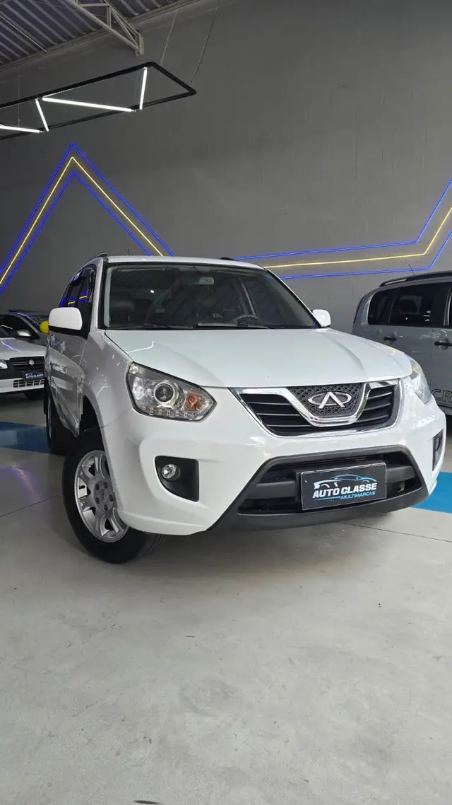 Carro CAOA Chery Tiggo 2015 2.0 16V