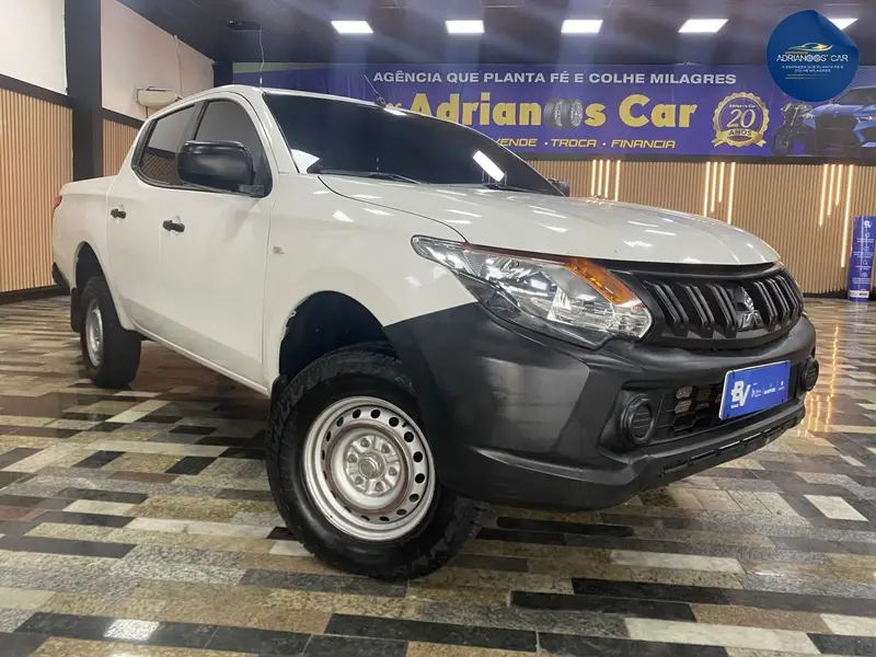 Mitsubishi L200 Triton Sport GL 2.4 DID-H 4x4 (Aut)