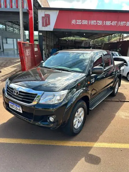 Carro Toyota Hilux Cabine Dupla 2014 Hilux 2.7 Flex 4x4 CD STD