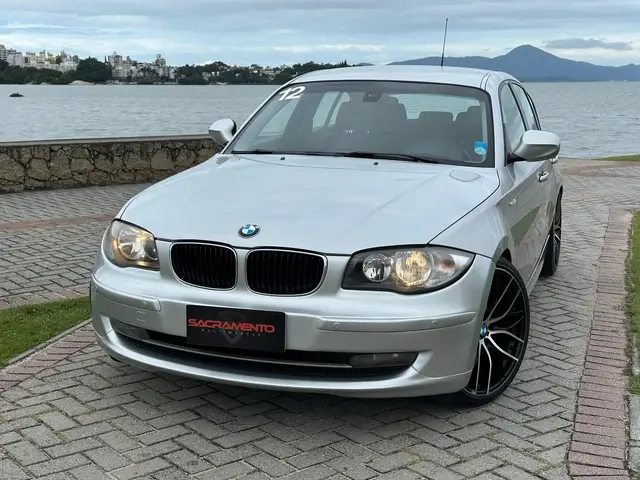 Carro BMW 118i 2012 2.0
