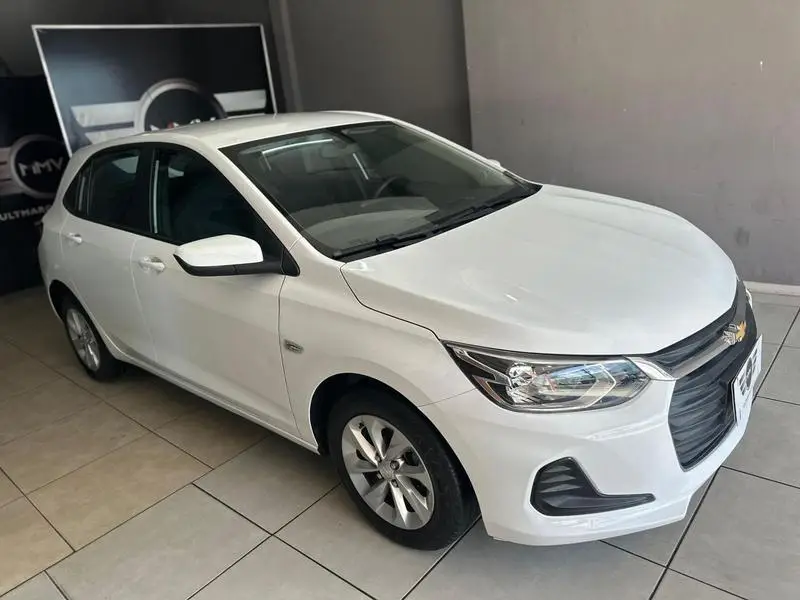 Chevrolet Onix Plus 1.0 LT II (Flex)