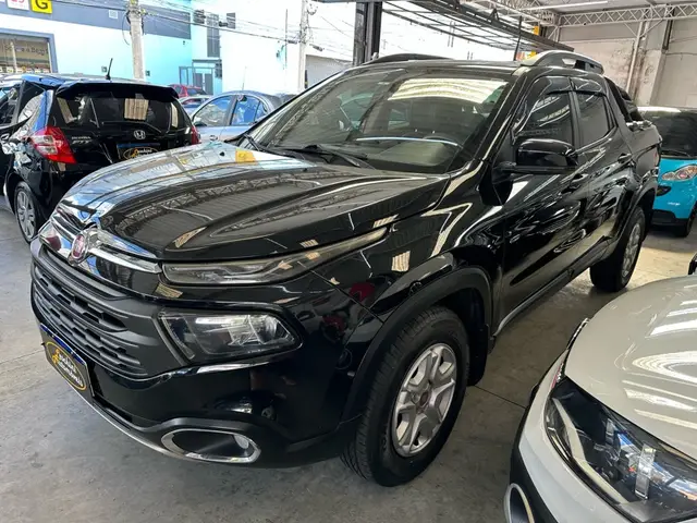 Carro Fiat Toro 2017 Freedom 2.0 diesel MT6 4x2