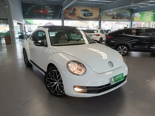 Carro Volkswagen Fusca 2014 2.0 TSi Sport DSG