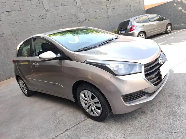 Carro Hyundai HB20 2017 1.0 Comfort (Flex)