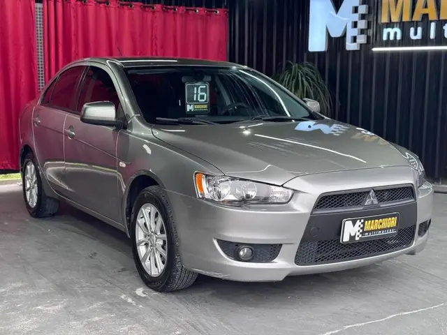 Carro Mitsubishi Lancer 2016 2.0 16V