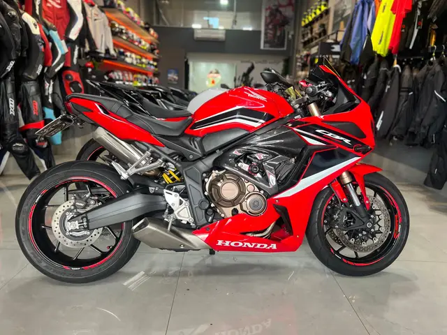Carro Honda CB 650R 2022 (ABS)