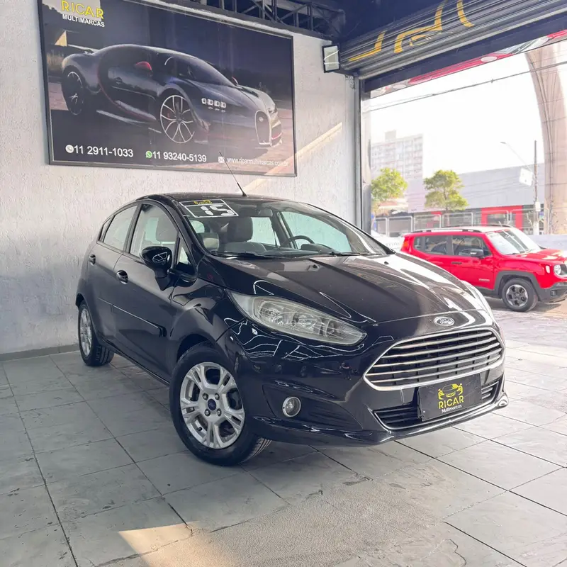 Ford New Fiesta SE 1.6 16V PowerShift