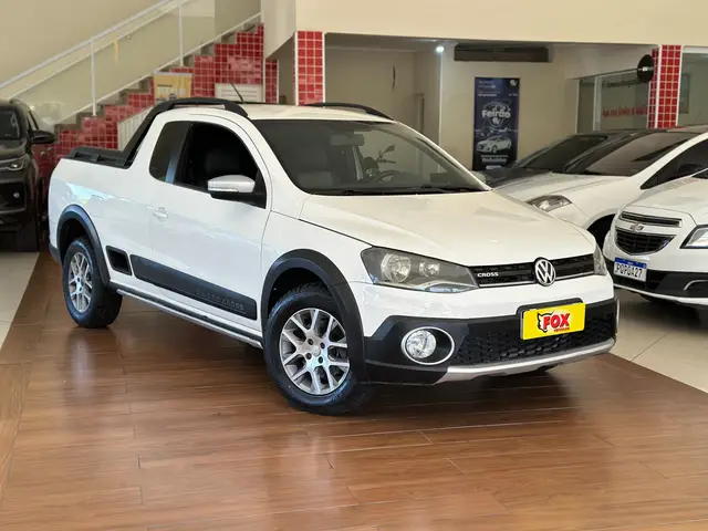 Carro Volkswagen Saveiro 2015 Cross 1.6 16v MSI CE (Flex)