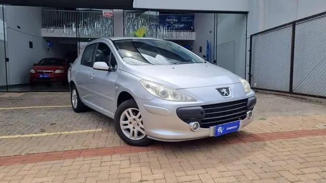 Carro Peugeot 307 2008 Hatch. Feline 2.0 16V