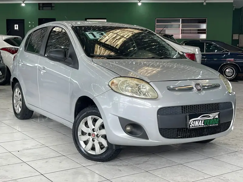 Fiat Palio Weekend Attractive 1.4 8V (Flex)