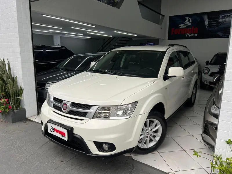 Fiat Freemont 2.4 16V Precision (Aut)