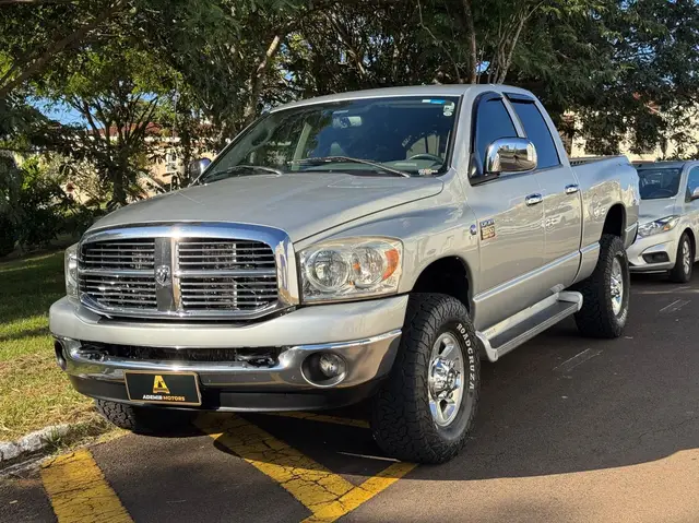 Carro Dodge RAM 2008 Ram 1500 5.9 V8